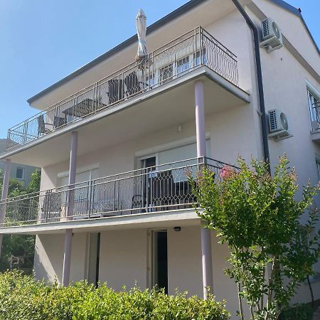 Apartment Gardenview - New! Кърк Екстериор снимка