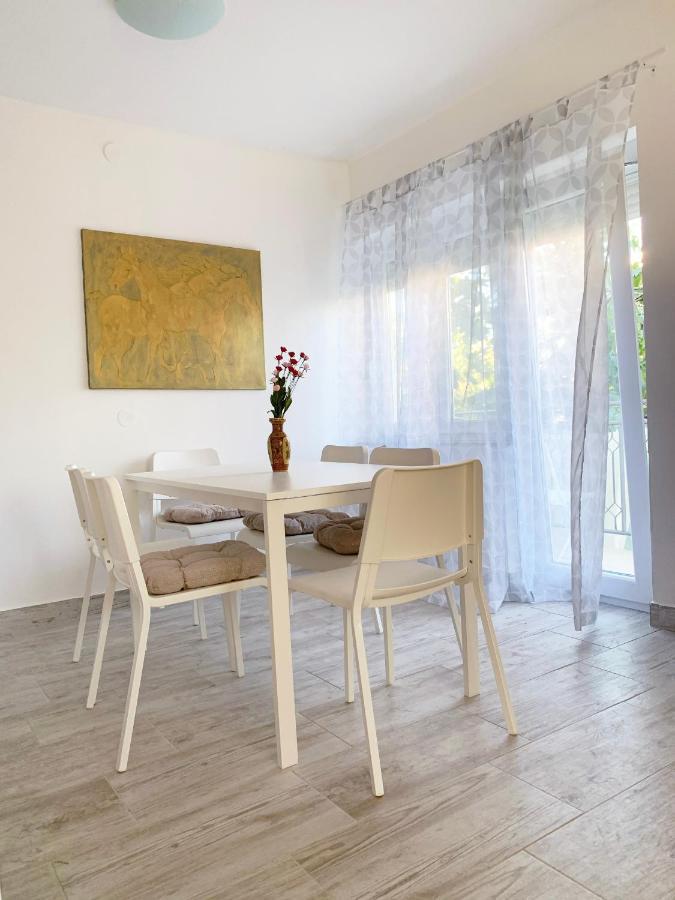 Apartment Gardenview - New! Кърк Екстериор снимка