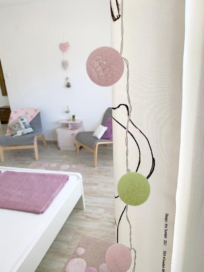 Apartment Gardenview - New! Кърк Екстериор снимка