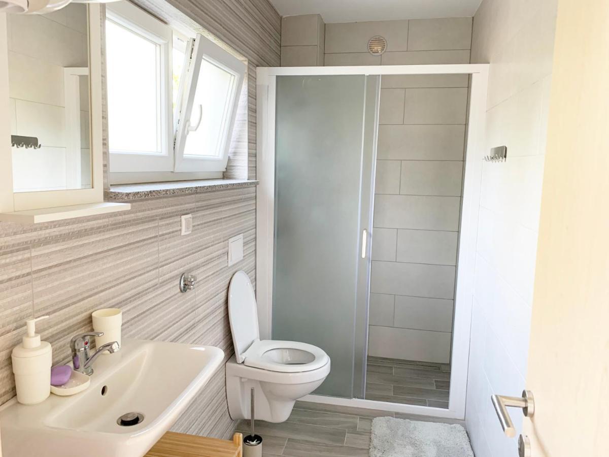 Apartment Gardenview - New! Кърк Екстериор снимка