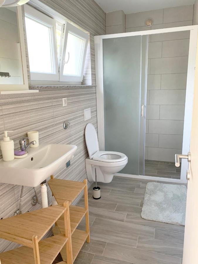 Apartment Gardenview - New! Кърк Екстериор снимка