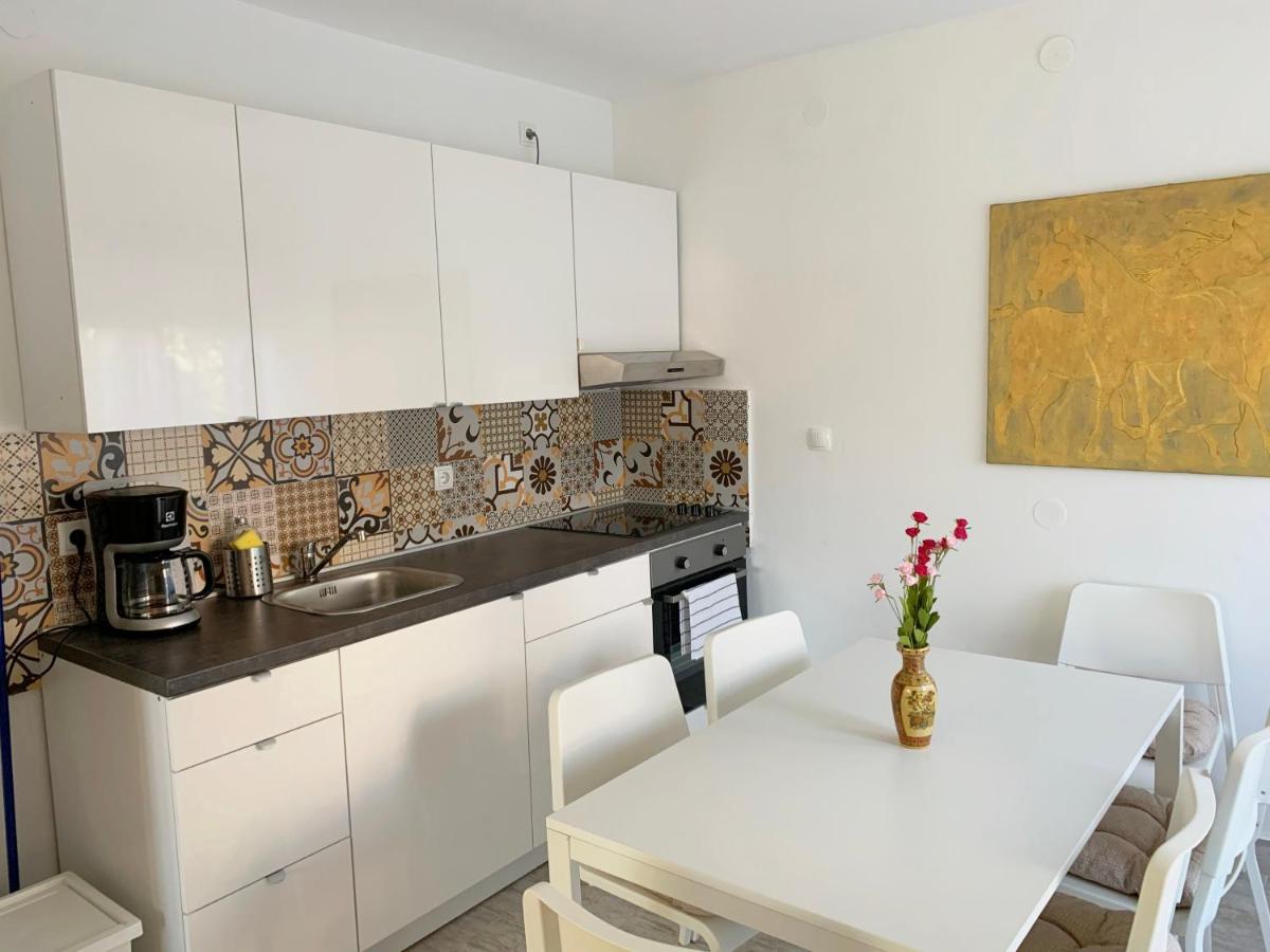 Apartment Gardenview - New! Кърк Екстериор снимка