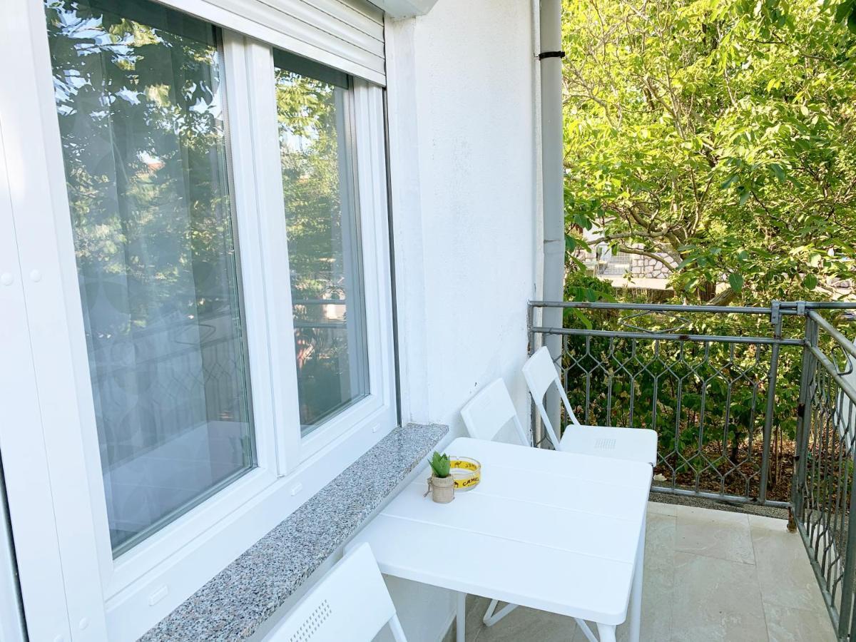 Apartment Gardenview - New! Кърк Екстериор снимка