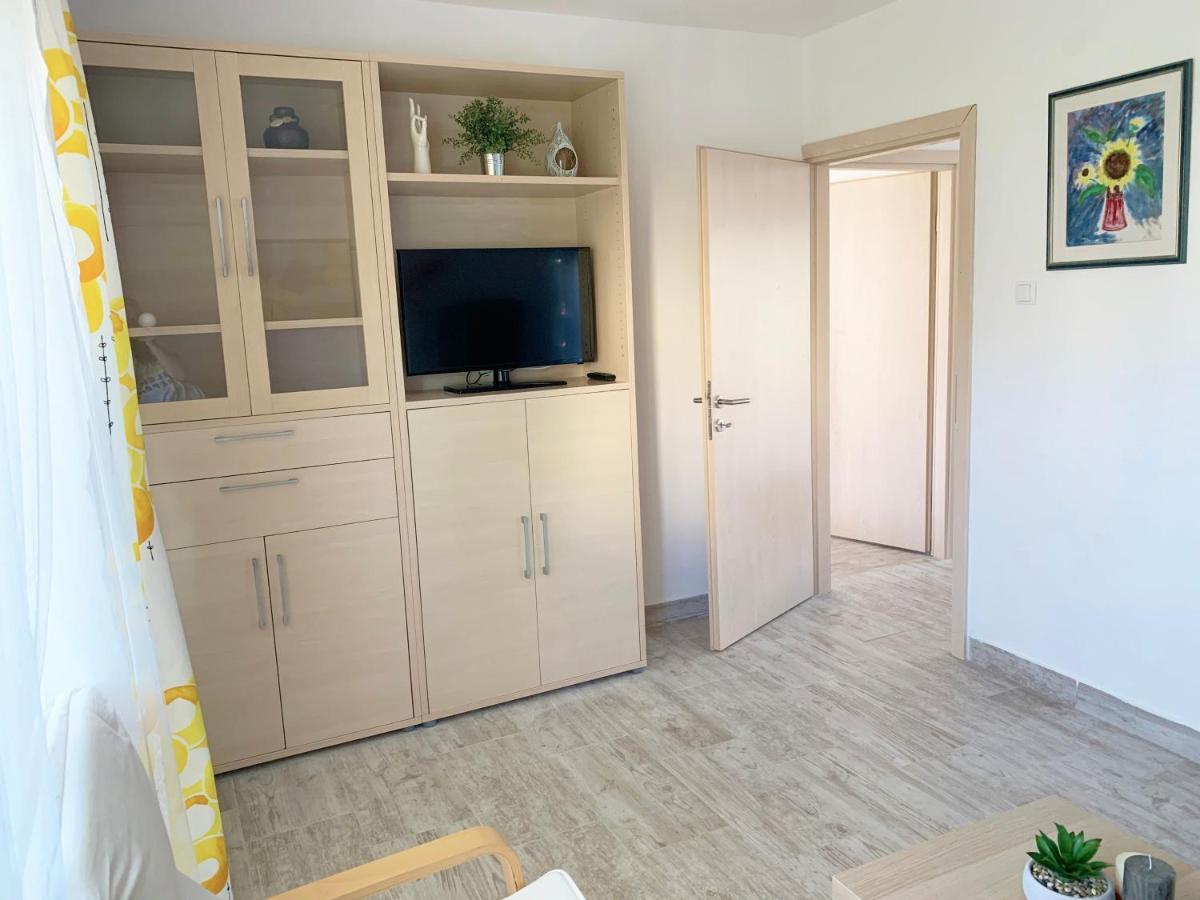 Apartment Gardenview - New! Кърк Екстериор снимка