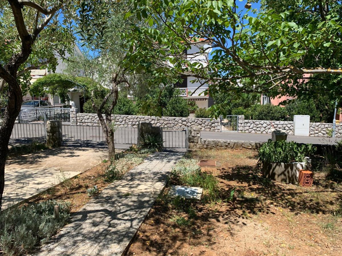 Apartment Gardenview - New! Кърк Екстериор снимка