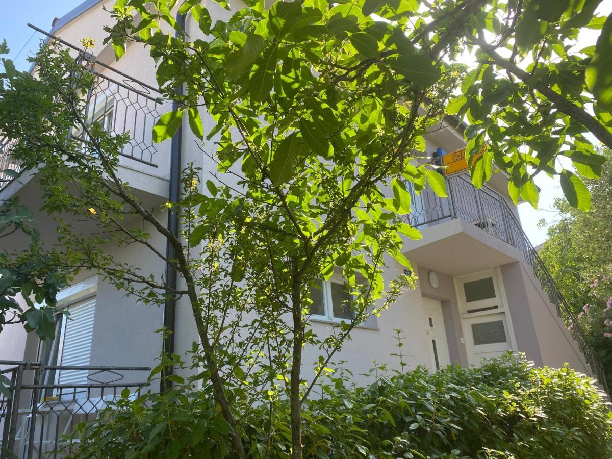 Apartment Gardenview - New! Кърк Екстериор снимка